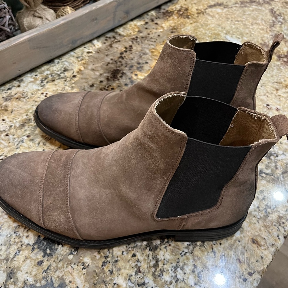 Aldo Men's Tan Chukka Boots